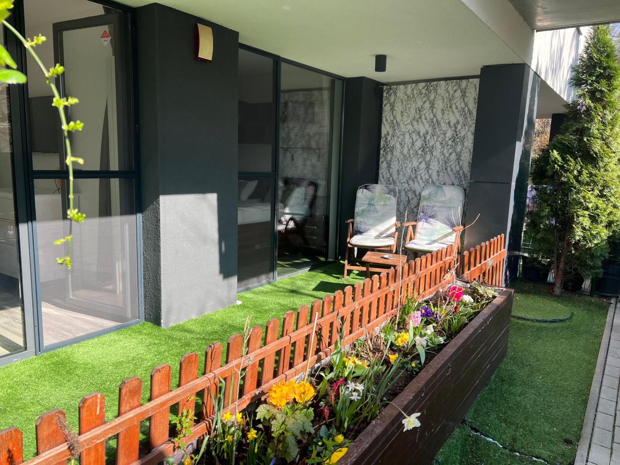 Forest Park Garden Apartment Bratislava Bagian luar foto