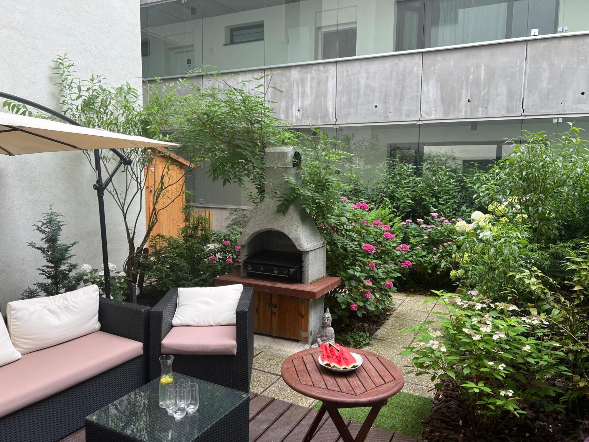 Forest Park Garden Apartment Bratislava Bagian luar foto