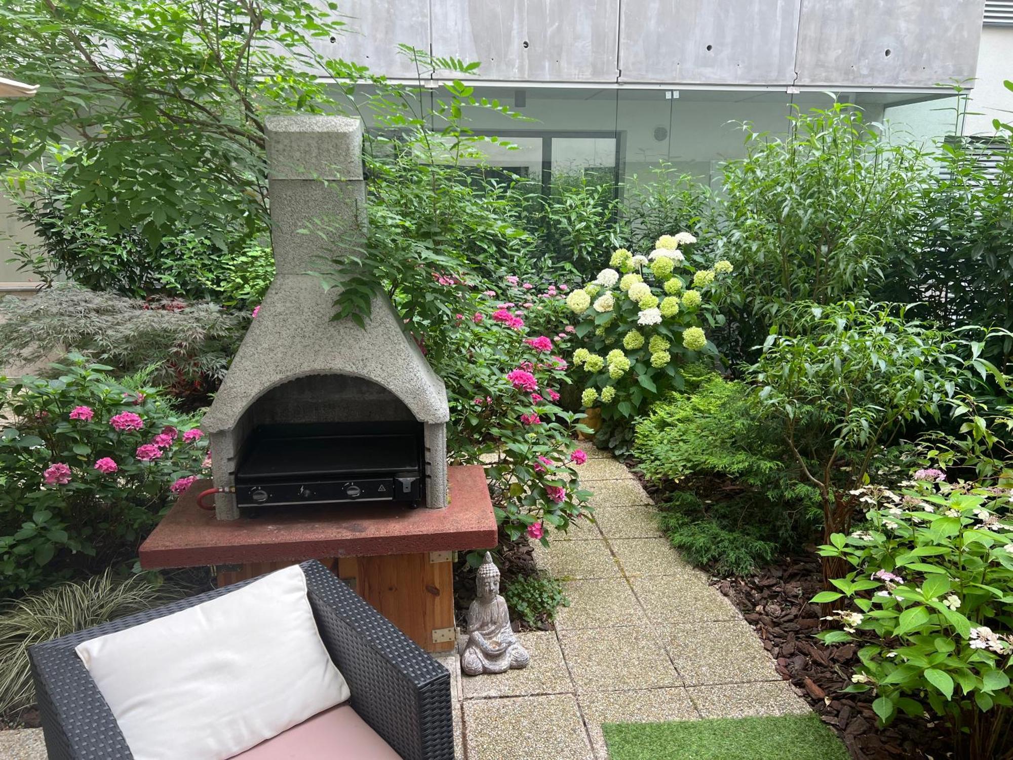 Forest Park Garden Apartment Bratislava Bagian luar foto