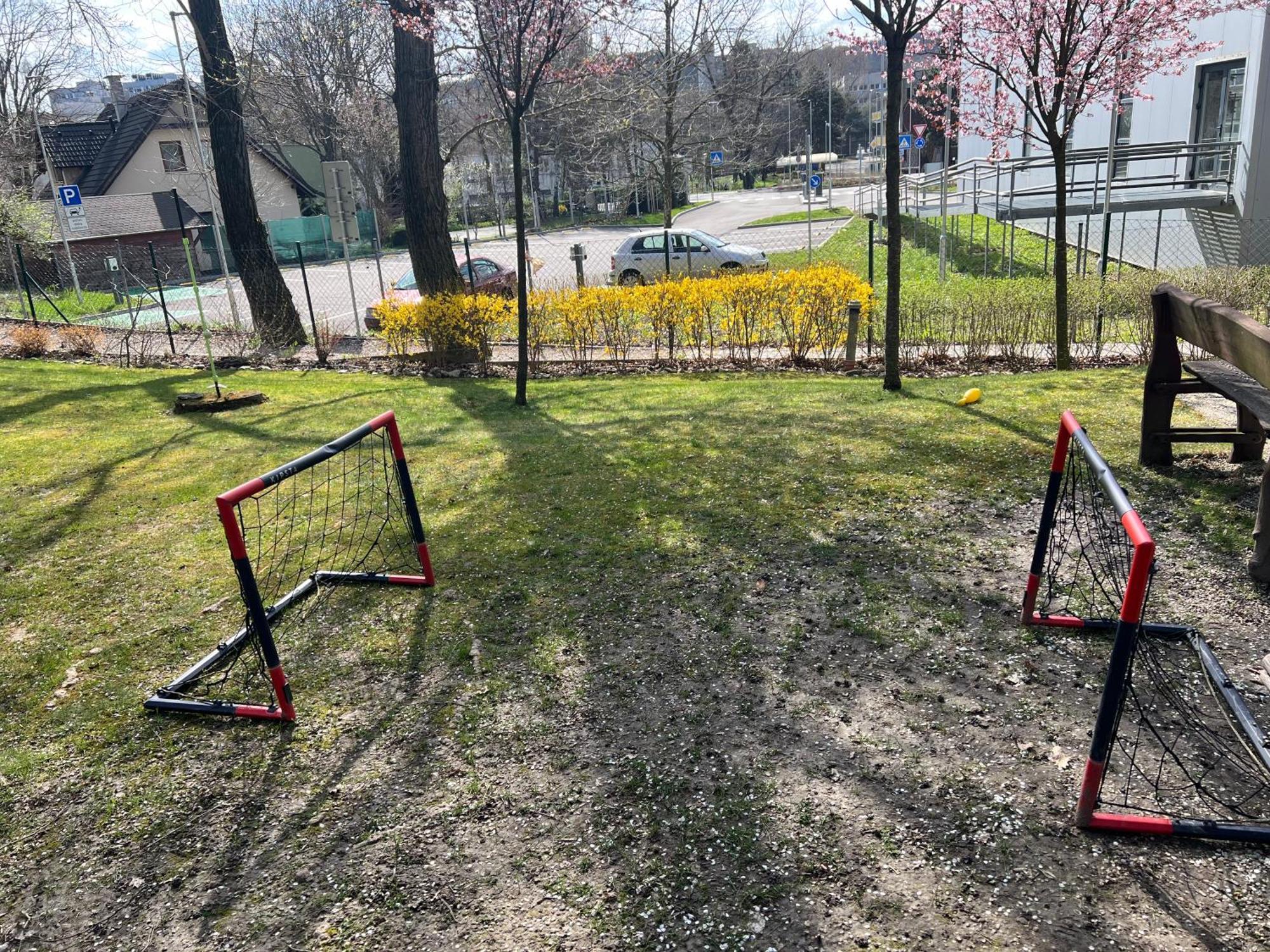 Forest Park Garden Apartment Bratislava Bagian luar foto